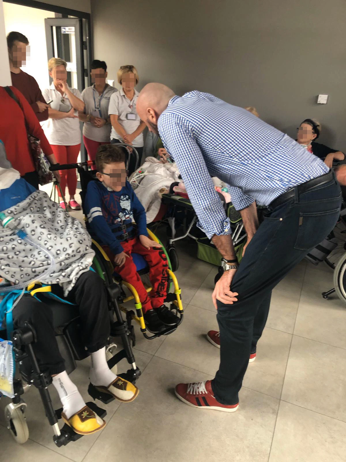 Marcin Gortat w hospicjum Marcin Gortat w hospicjum