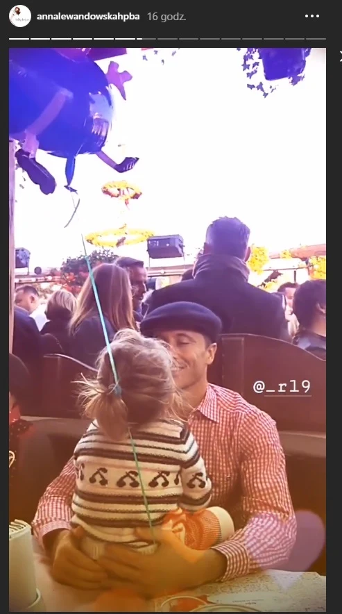 Robert Lewandowski z córką Klarą na festiwalu Oktoberfest 