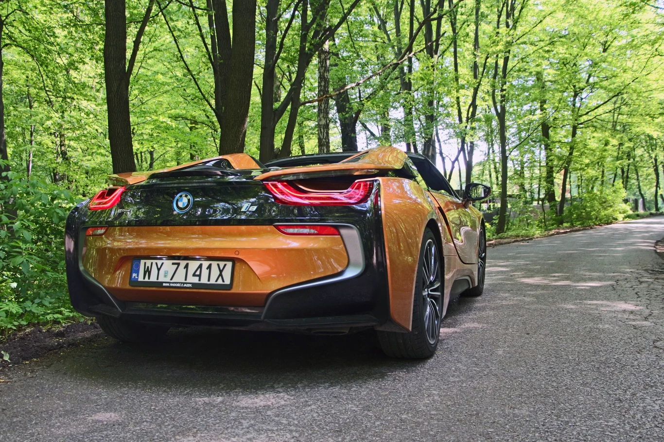 BMW i8 Roadster