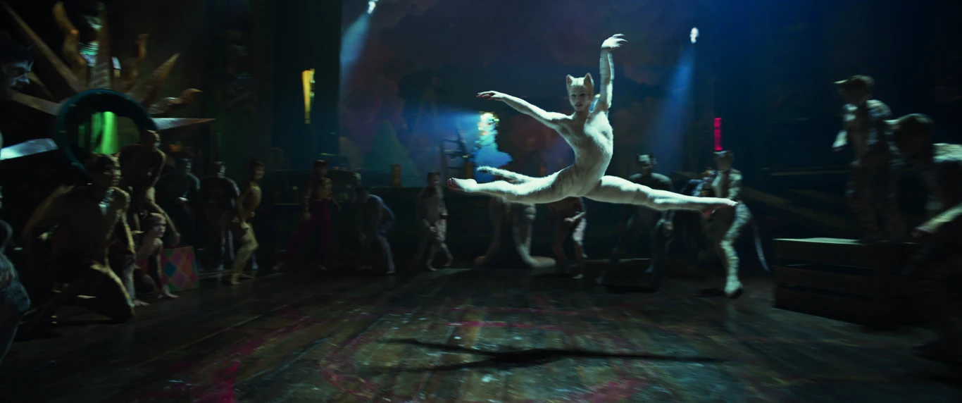 W filmie usłyszymy ikoniczną muzykę Lloyda Webbera, na ekranie zobaczymy światowej klasy tancerzy, którzy pracowali pod dyrekcją wyróżnionego nagrodą Tony choreografa – Andy’ego Blankenbuehlera.