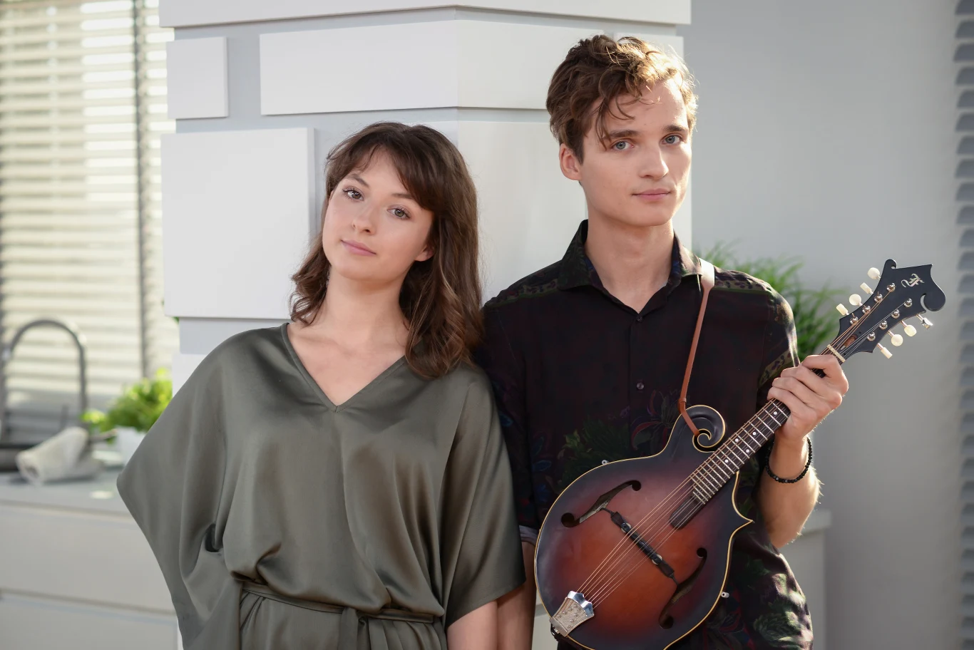 Kasia i Jacek Sienkiewiczowie tworzą rodzinny duet Kwiat Jabłoni Kasia i Jacek Sienkiewiczowie tworzą rodzinny duet Kwiat Jabłoni