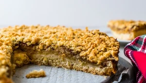 Do szarlotki oprócz jabłek dodaj ten składnik. Wszyscy przyjdą po dokładkę