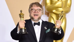 Guillermo Del Toro z Oscarami za film "Kształt wody" (2018)