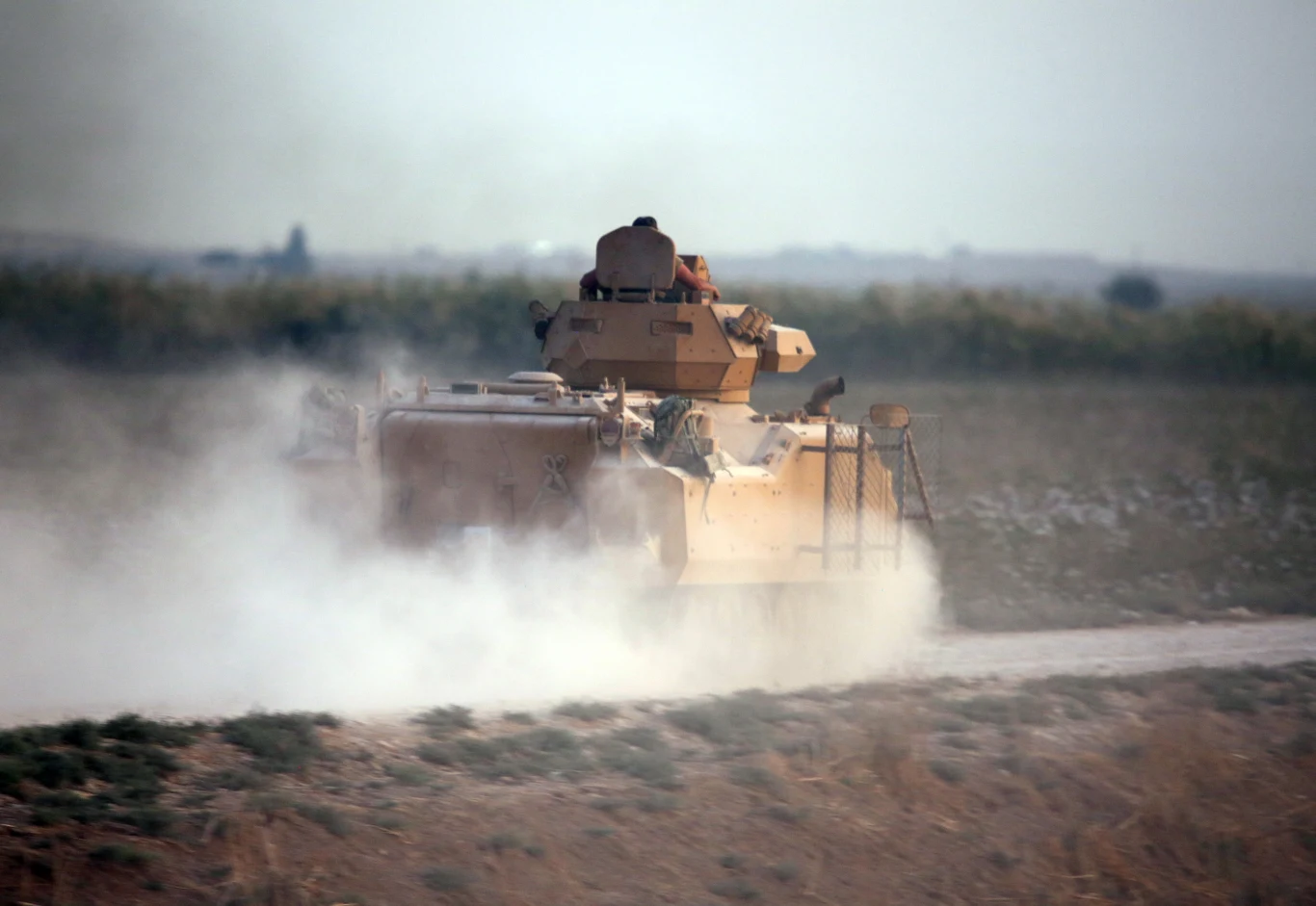 Kurdowie, którzy byli głównymi sojusznikami USA w walce z dżihadystami z IS, zapowiedzieli zbrojny opór. 