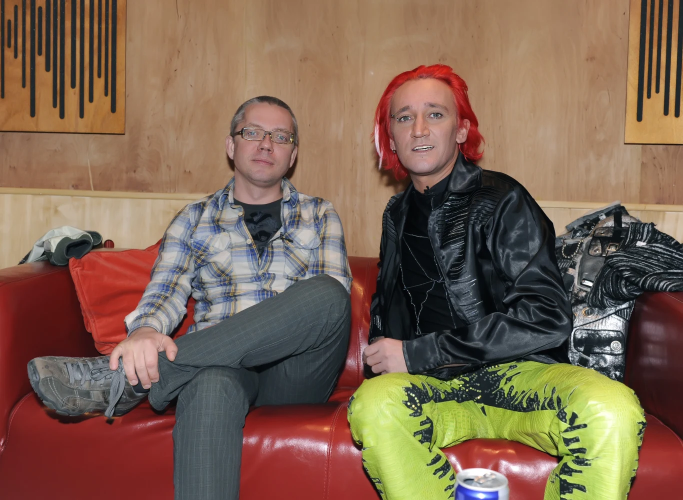 Żona gwiazdor Dorota w 2007 roku, kiedy muzyk był w trasie po USA i Kanadzie, przeprowadziła się do innego mężczyzny, który był pracownikiem Jacka Łągwy.