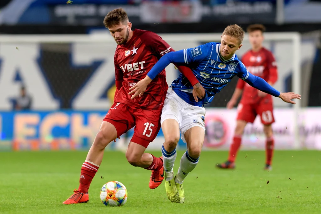 Robert Gumny w ligowym meczu z Wisłą Kraków