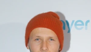 Mateusz Banasiuk na spotkaniu prasowym z obsadą serialu "Pod powierzchnią"