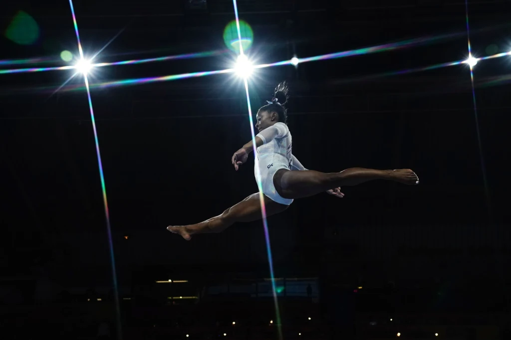 Simone Biles podczas MŚ w Stuttgarcie