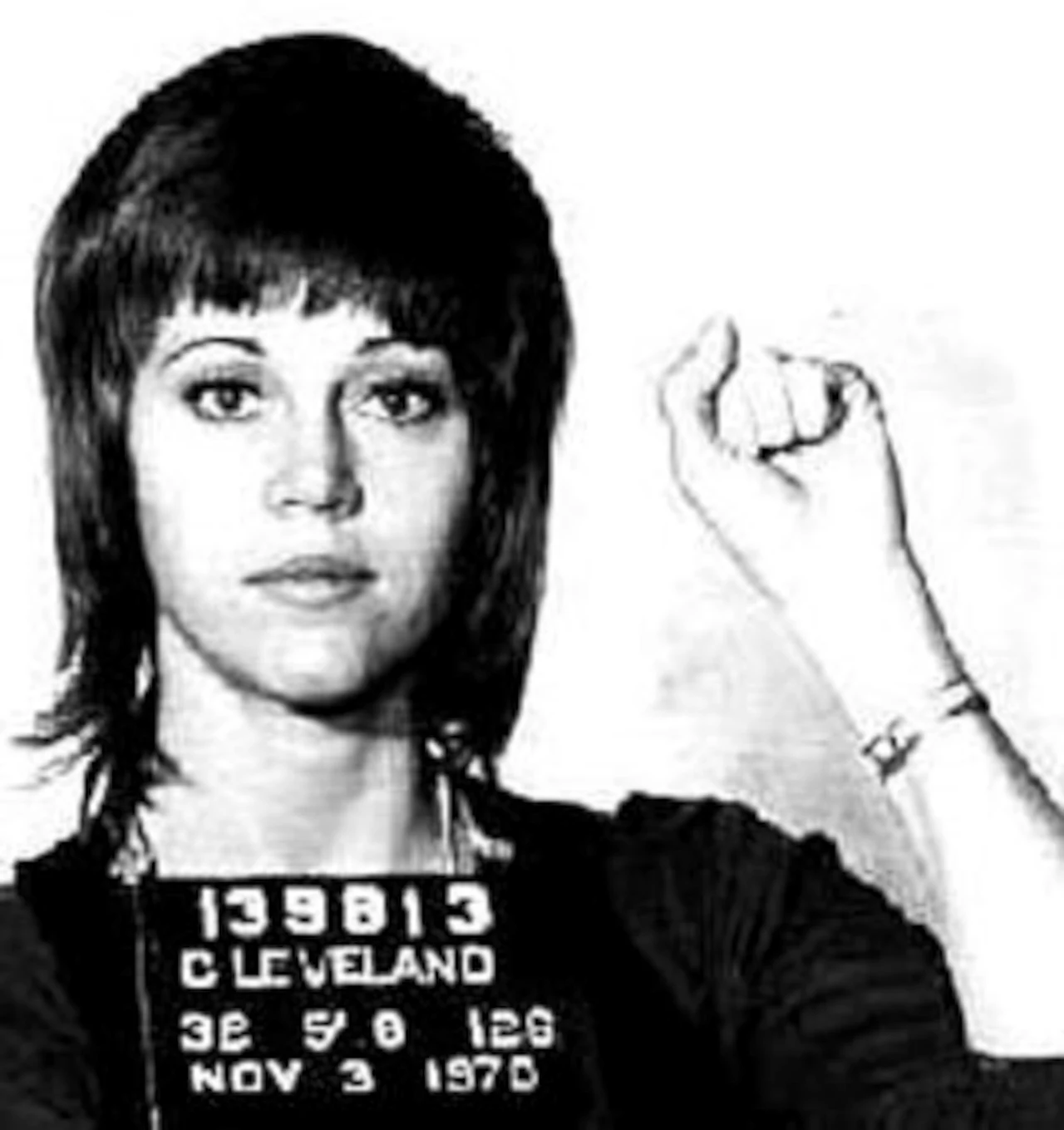 Policyjne zdjęcie Jane Fondy z 1970 roku