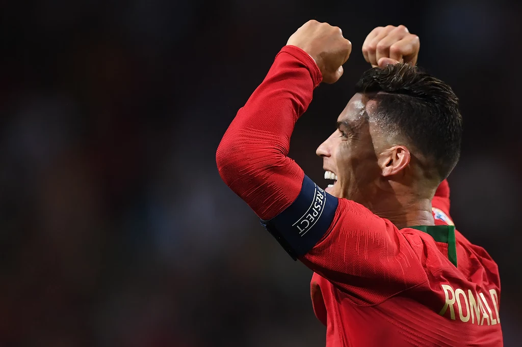 Cristiano Ronaldo Cristiano Ronaldo