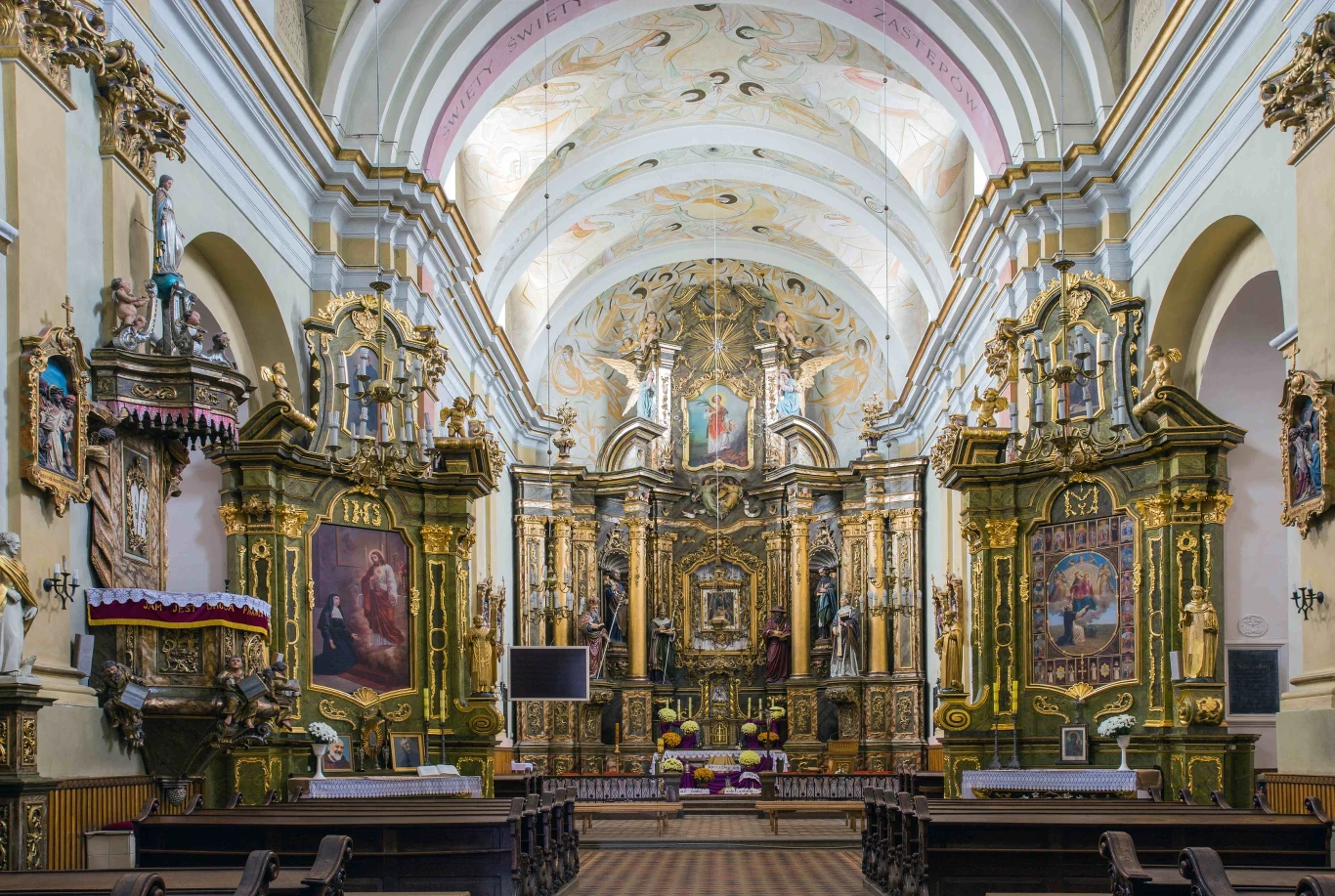 Wnętrze kościoła św. Wawrzyńca w Rymanowie