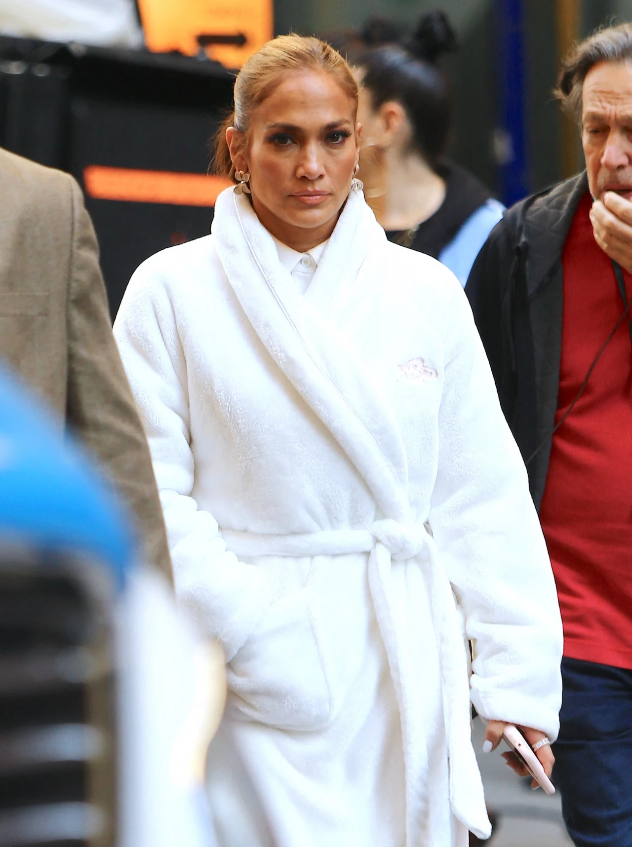 Strój Jennifer Lopez to element przygotowań do nowego filmu z jej udziałem, gdzie zagra główną rolę. Strój Jennifer Lopez to element przygotowań do nowego filmu z jej udziałem, gdzie zagra główną rolę.