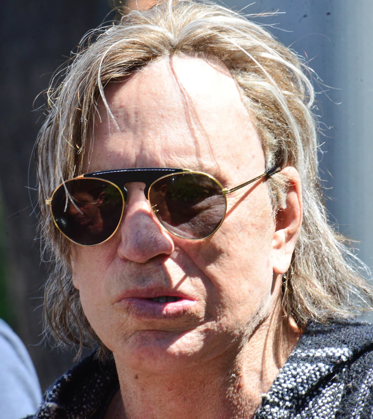 W zestawieniu nie mogło zabraknąć najbardziej znanego mężczyzny uzależnionego od operacji plastycznych. Jest nim Mickey Rourke. W zestawieniu nie mogło zabraknąć najbardziej znanego mężczyzny uzależnionego od operacji plastycznych. Jest nim Mickey Rourke.