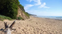 Jurkalne Seashore Bluffs, Łotwa

Pełne klifów i urwisk wybrzeże Bałtyku jest popularne wśród spacerowiczów, ale przede wszystkim - fanów paralotniarstwa, windsurfingu i fotografii.