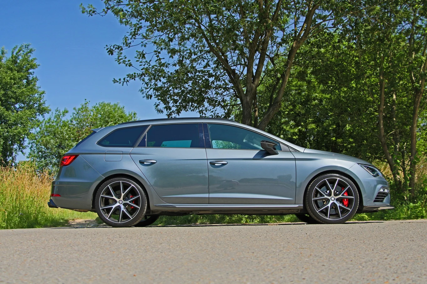 Seat Leon ST Cupra 370 Carbon