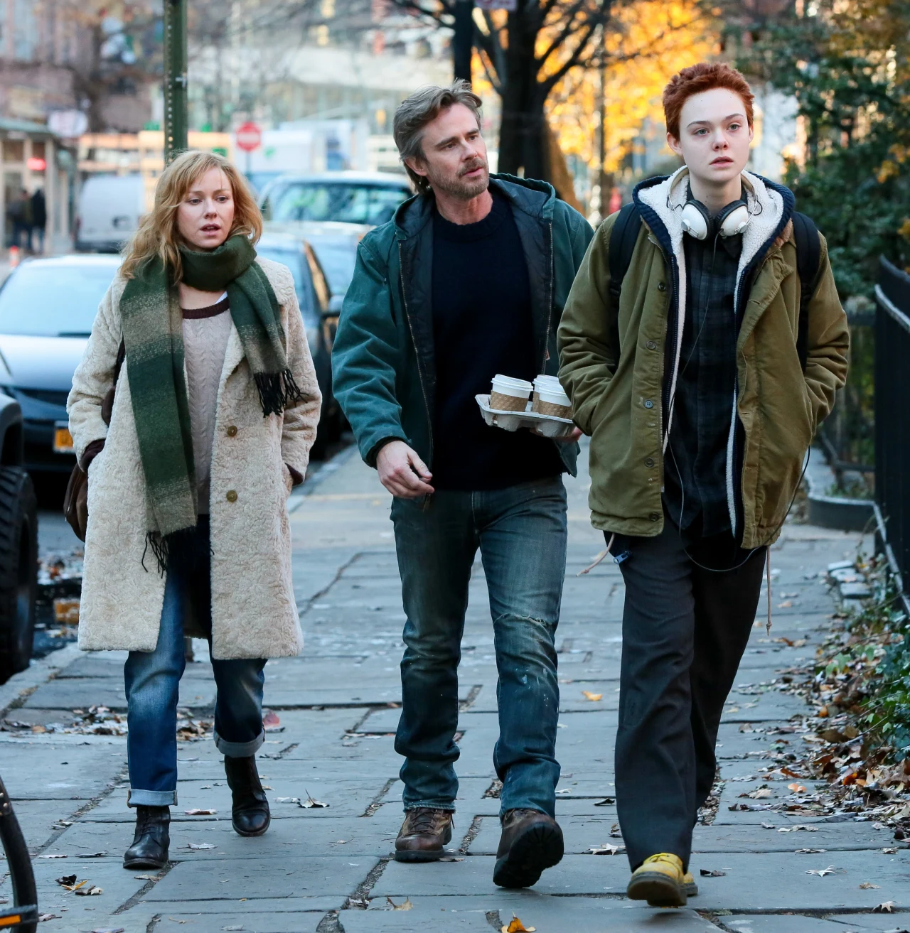 W 2014 roku zobaczyliśmy Elle Fanning kompletnie odmienioną w filmie "Trzy pokolenia". Wystąpiła tam jako zbuntowana nastolatka u boku takich gwiazd, jak Naomi Watts, Susan Sarandon czy Sam Trammell.