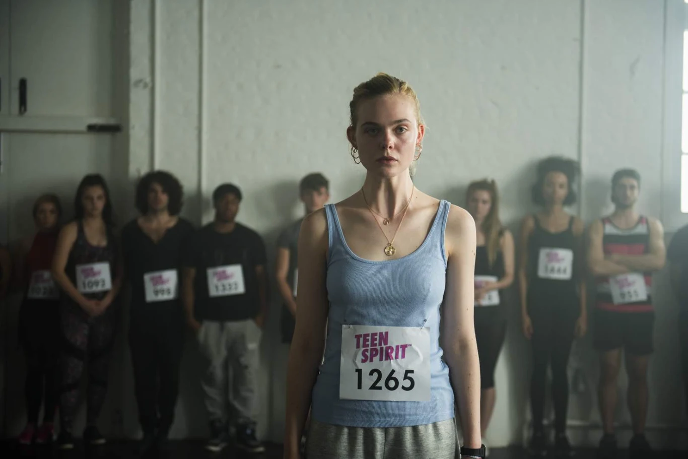 W 2018 roku Elle Fanning zagrała u boku polskiej aktorki Agnieszki Grochowskiej w filmie "Moja gwiazda: Teen Spirit". W opowieści o polskiej nastolatce, która w Wielkiej Brytanii próbuje zrealizować swoje marzenia, Grochowska i Fanning wystąpiły jako matka i córka. Tytuł trafił na ekrany polskich kin 5 lipca 2019 roku.