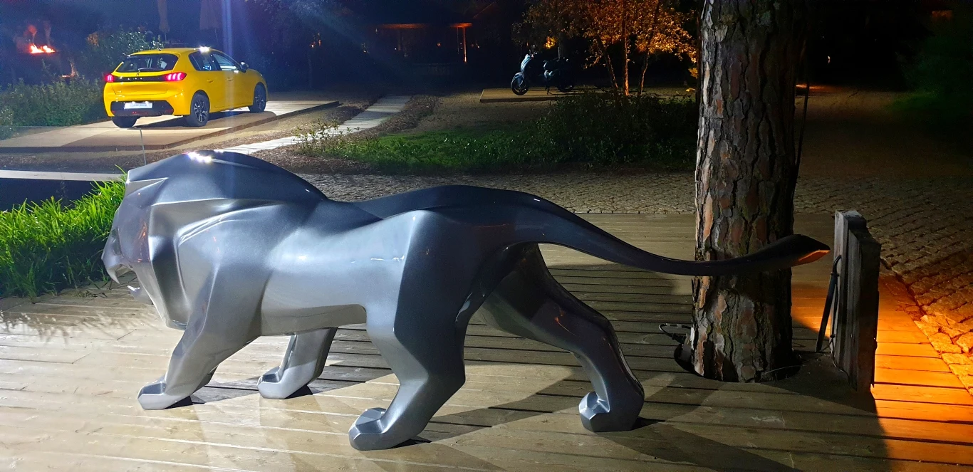 Peugeot 208 Peugeot 208