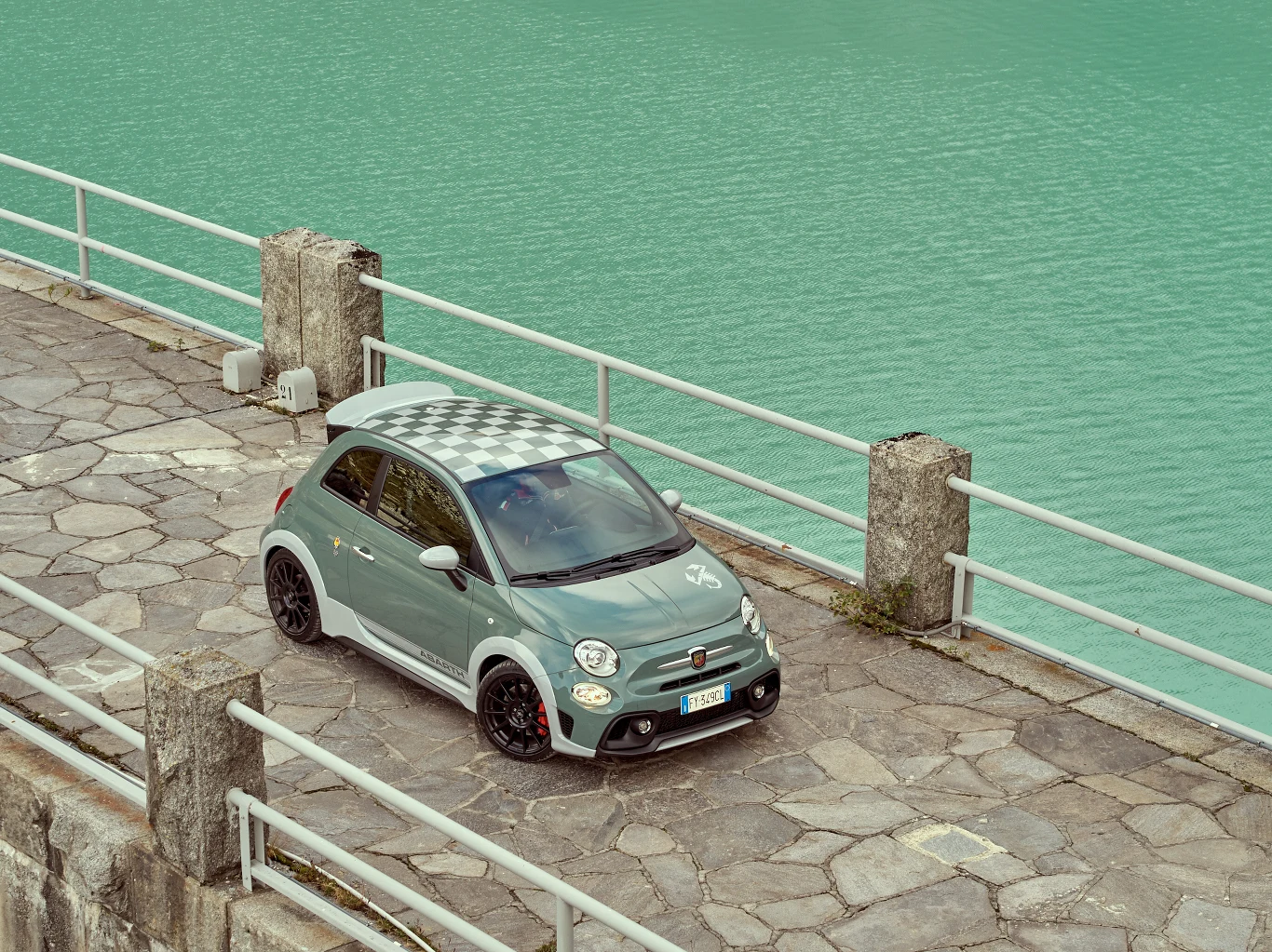 Abarth 695 70° Anniversario