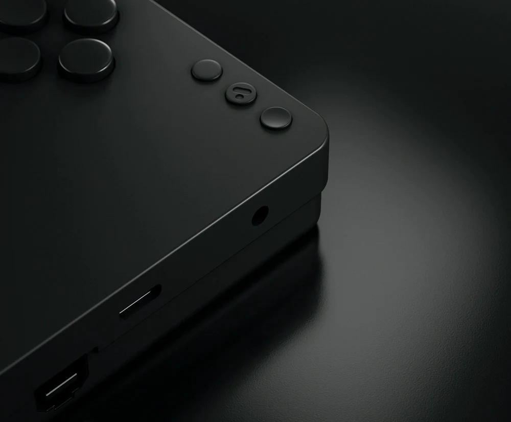 Co więcej, programowalna macierz bramek może być - co mało zaskakujące - programowalna, co przekłada się na szersze możliwości. Dlatego też Analogue Pocket pozwoli zagrać także w tytuły z innych konsol przenośnych z przeszłości: Game Gear, Neo Geo Pocket oraz Atari Lynx. Co więcej, programowalna macierz bramek może być - co mało zaskakujące - programowalna, co przekłada się na szersze możliwości. Dlatego też Analogue Pocket pozwoli zagrać także w tytuły z innych konsol przenośnych z przeszłości: Game Gear, Neo Geo Pocket oraz Atari Lynx.