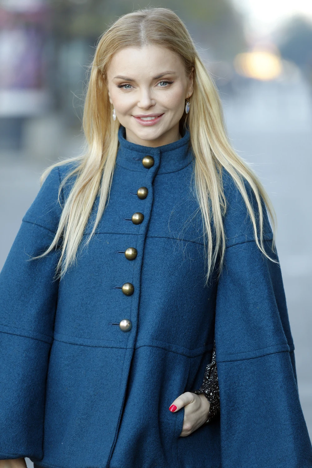 Izabella Miko w drodze do studia "Dzień Dobry TVN"