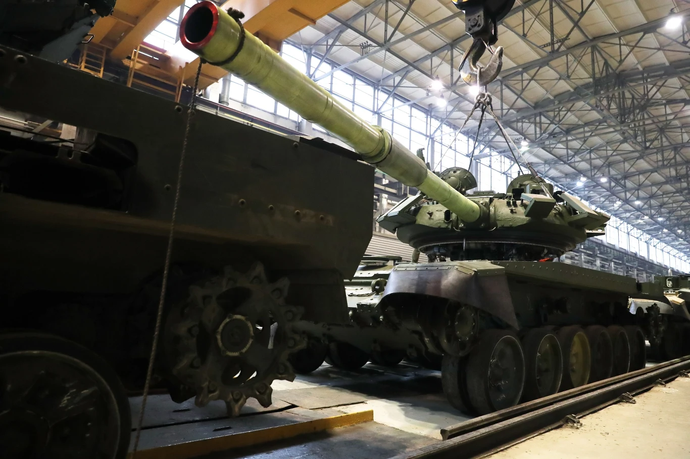 Kiedy porównamy modernizację rosyjskich czołgów i modyfikacje, jakie zostaną być może wprowadzone w polskich T-72, można jedynie załamać ręce nad zakresem prac na polskich czołgach.