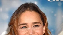 Gołym okiem widać, że Emilia Clarke przesadziła tego dnia z makijażem.