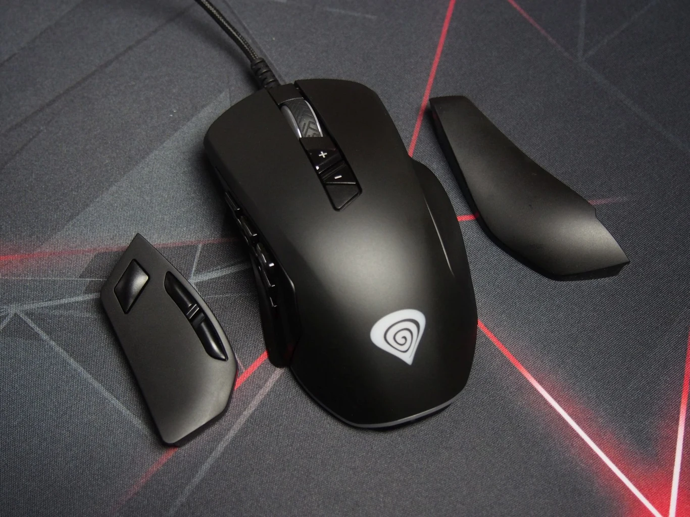 Genesis Xenon 770 Genesis Xenon 770