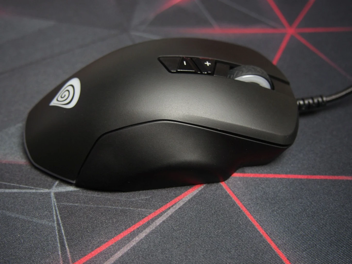 Genesis Xenon 770 Genesis Xenon 770