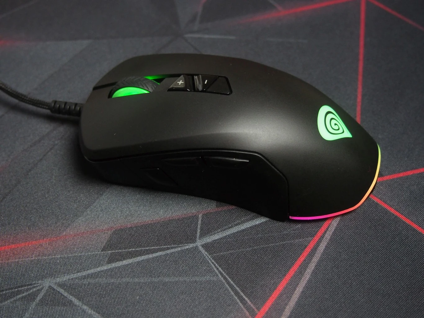 Genesis Xenon 770 Genesis Xenon 770