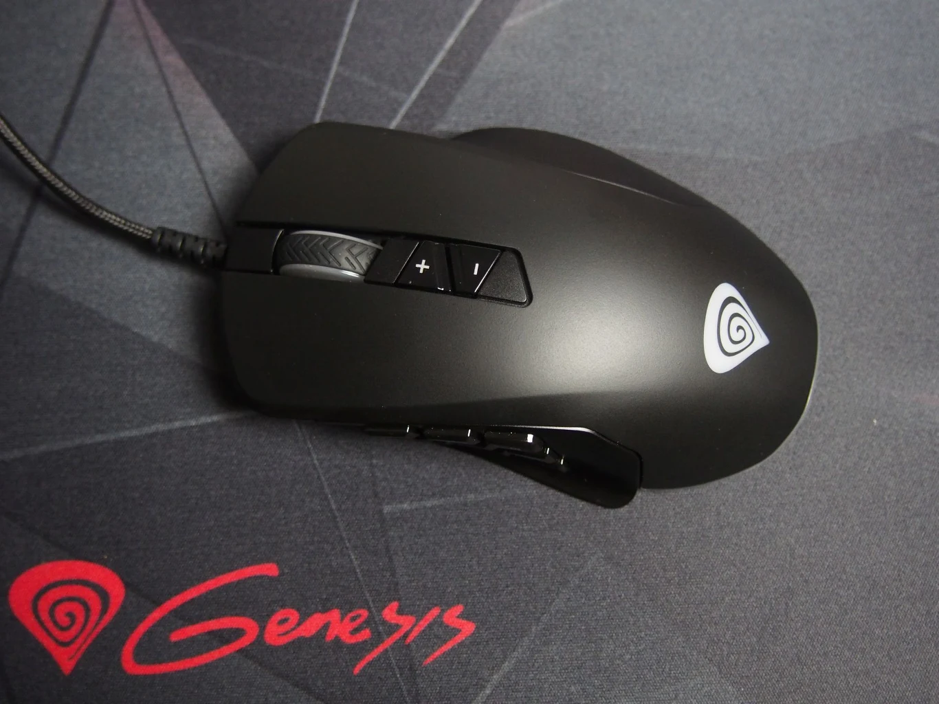 Genesis Xenon 770 Genesis Xenon 770