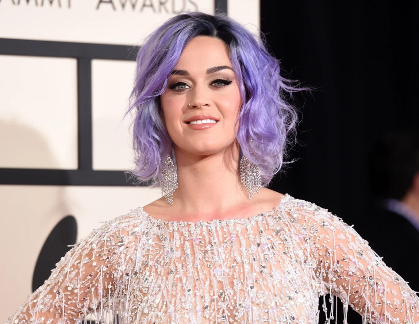 Kariera Katy Perry na serio wystartowała w 2008 roku. Wtedy to ukazał się jej krążek "One of the Boys", który sprzedał się na świecie w nakładzie siedmiu milionów egzemplarzy. To właśnie tam znalazła się piosenka "I Kissed A Gir", gdzie wokalistka opowiada o swoich seksualnych fantazjach.