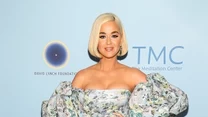 Obecnie Katy Perry spełnia się nie tylko jako wokalistka, ale również jako jurorka w programie "Idol", gdzie za sezon otrzymuje 25 milionów dolarów. 

Piosenkarka pracuje również nad nowym albumem, a do tej pory wypuściła dwa single - "Never Really Over" i "Harleys In Hawaii".