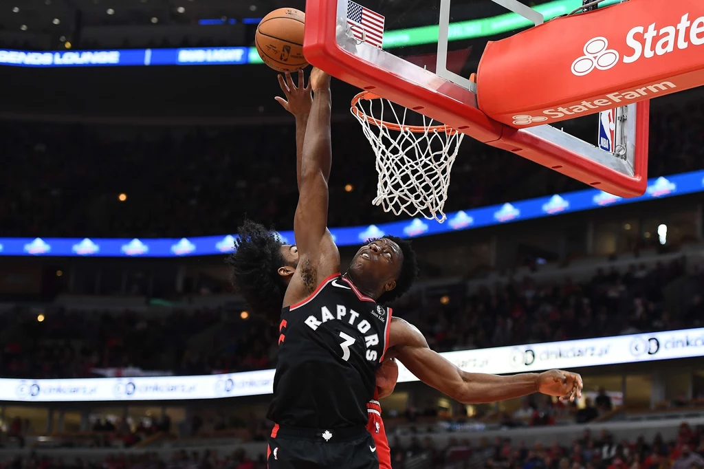 Kyle Lowry z Toronto Raptors i Coby White