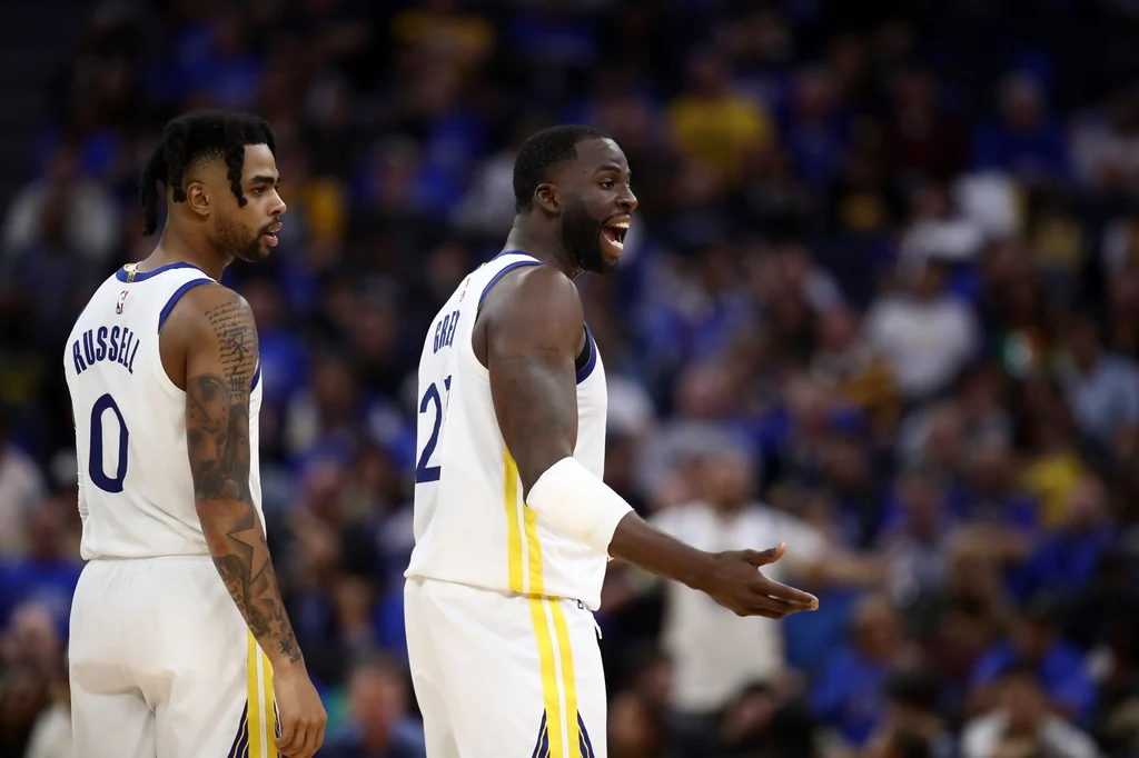 Draymond Green (z prawej) i D'Angelo Russell z Golden State Warriors Draymond Green (z prawej) i D'Angelo Russell z Golden State Warriors
