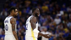 Draymond Green (z prawej) i D'Angelo Russell z Golden State Warriors