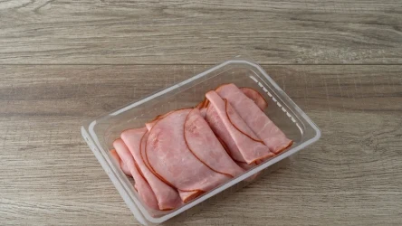 Jak prawidłowo przechowywać wędlinę?