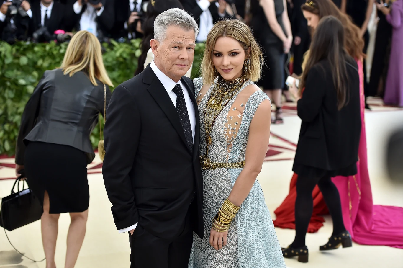 W 2018 roku David Foster i Katharine McPhee zaręczyli się. Między muzykiem a aktorką jest aż 34 lata różnicy. Kanadyjski artysta oświadczył się partnerce podczas wakacji we Włoszech. 