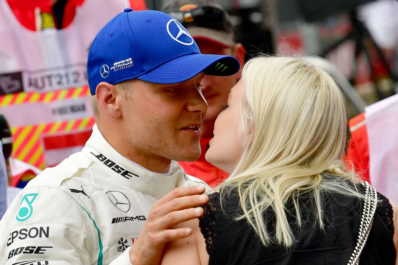 Kierowca Formuły 1 Valtteri Bottas z żoną Emilią Kierowca Formuły 1 Valtteri Bottas z żoną Emilią