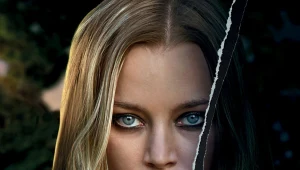 Kamila Urzędowska na plakacie reklamującym "Żmijowisko"