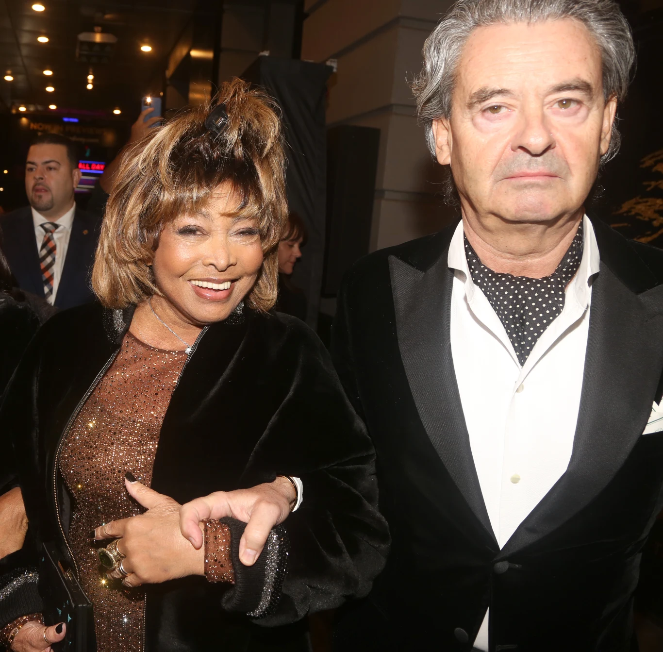 Tina Turner po wielu latach sławy stara się unikać kontaktu z mediami, a spokój odnalazła w Szwajcarii (od 2013 r. posiada obywatelstwo tego kraju, zrezygnowała wówczas z amerykańskiego). To właśnie w Szwajcarii w lipcu 2013 r. Tina Turner wyszła za Erwina Bacha, młodszego od niej o 16 lat niemieckiego menedżera z wytwórni płytowej.