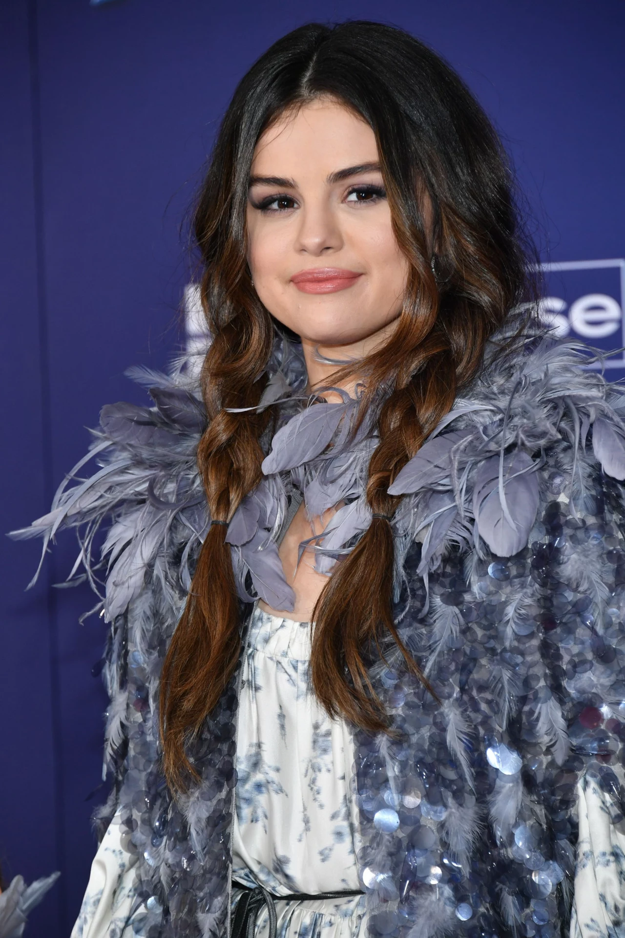 Wszyscy byli ciekawi, z kim Selena Gomez przyjdzie na premierę filmu. Gwiazda nie zawiodła! Zabrała ze sobą uroczą towarzyszkę. Wszyscy byli ciekawi, z kim Selena Gomez przyjdzie na premierę filmu. Gwiazda nie zawiodła! Zabrała ze sobą uroczą towarzyszkę.