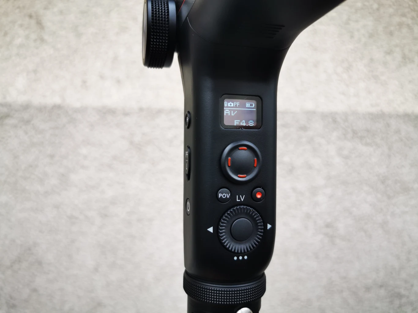 Pokrętło i przyciski sterujące Pokrętło i przyciski sterujące