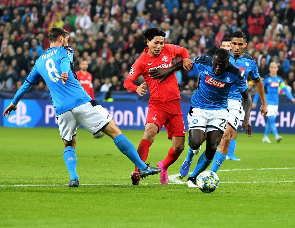 W barwach Napoli (od lewej): Fabian Ruiz, Kalidou Koulibaly i Allan W barwach Napoli (od lewej): Fabian Ruiz, Kalidou Koulibaly i Allan