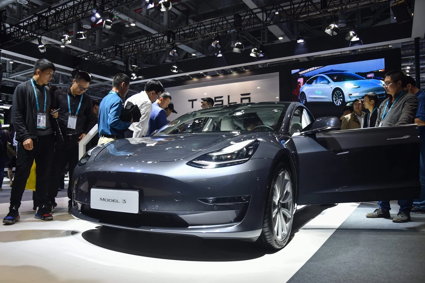 Tesla Model 3 Tesla Model 3