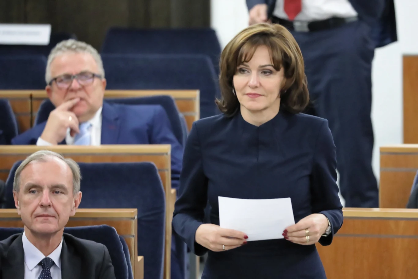 Senator SLD Gabriela Morawska-Stanecka została wybrana wicemarszałkiem Senatu. a Za jej kandydaturą głosowało 56 senatorów, 28 było przeciw, a 15 senatorów wstrzymało się od głosu.