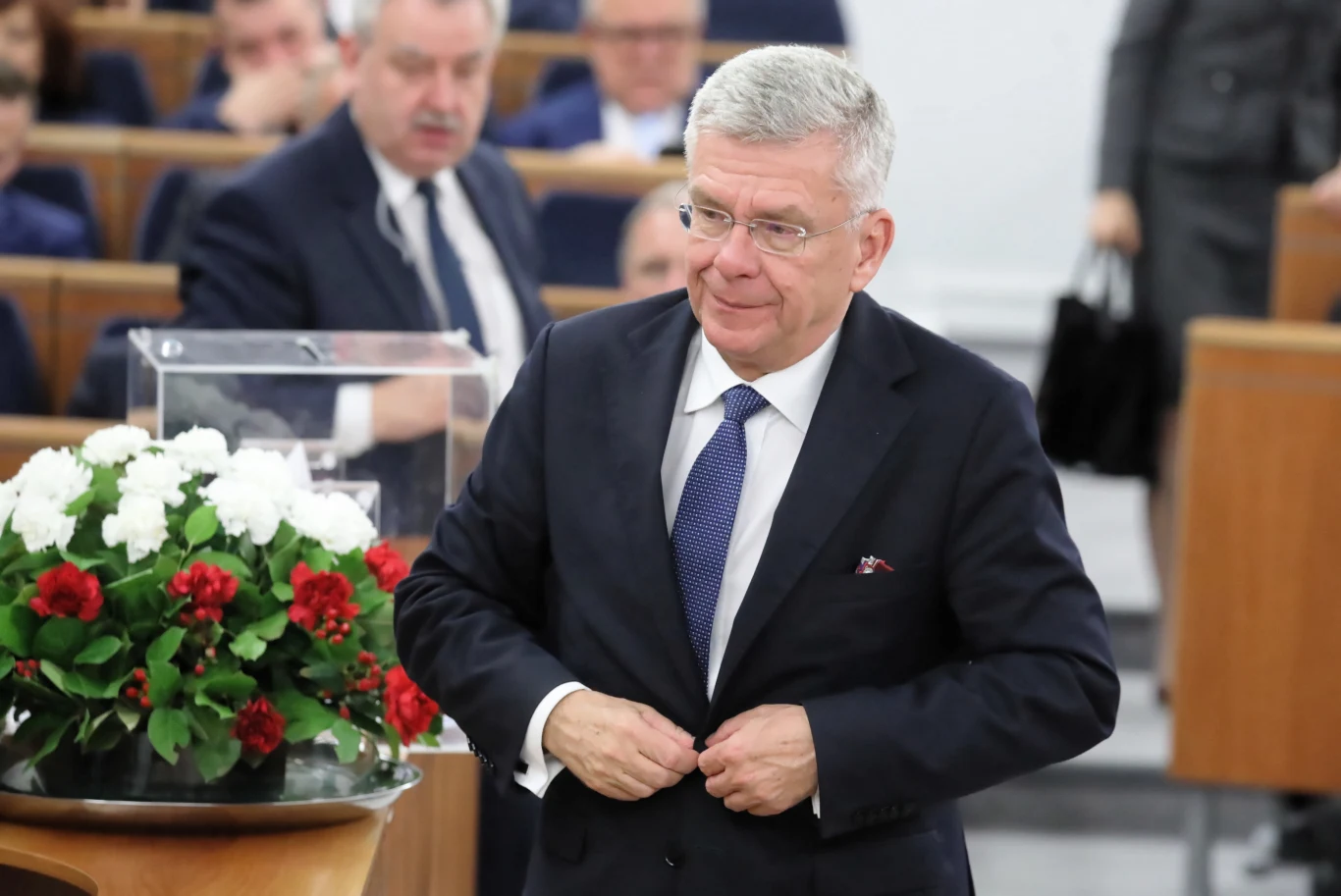 Wcześniejszy marszałek Senatu senator PiS Stanisław Karczewski został wybrany w tej kadencji na wicemarszałka. Za jego kandydaturą głosowało 82 senatorów, 3 było przeciw, a 15 senatorów wstrzymało się od głosu.