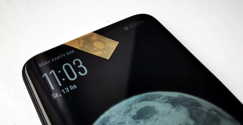 Warto przypomnieć, że sam założyciel Facebooka ma zwyczaj zaklejania kamerki w swoim laptopie. Czy zatem powinniśmy postąpić podobnie w przypadku naszych smartfonów? Warto przypomnieć, że sam założyciel Facebooka ma zwyczaj zaklejania kamerki w swoim laptopie. Czy zatem powinniśmy postąpić podobnie w przypadku naszych smartfonów?