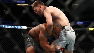 Stipe Miocic w walce z Damielem Cormierem