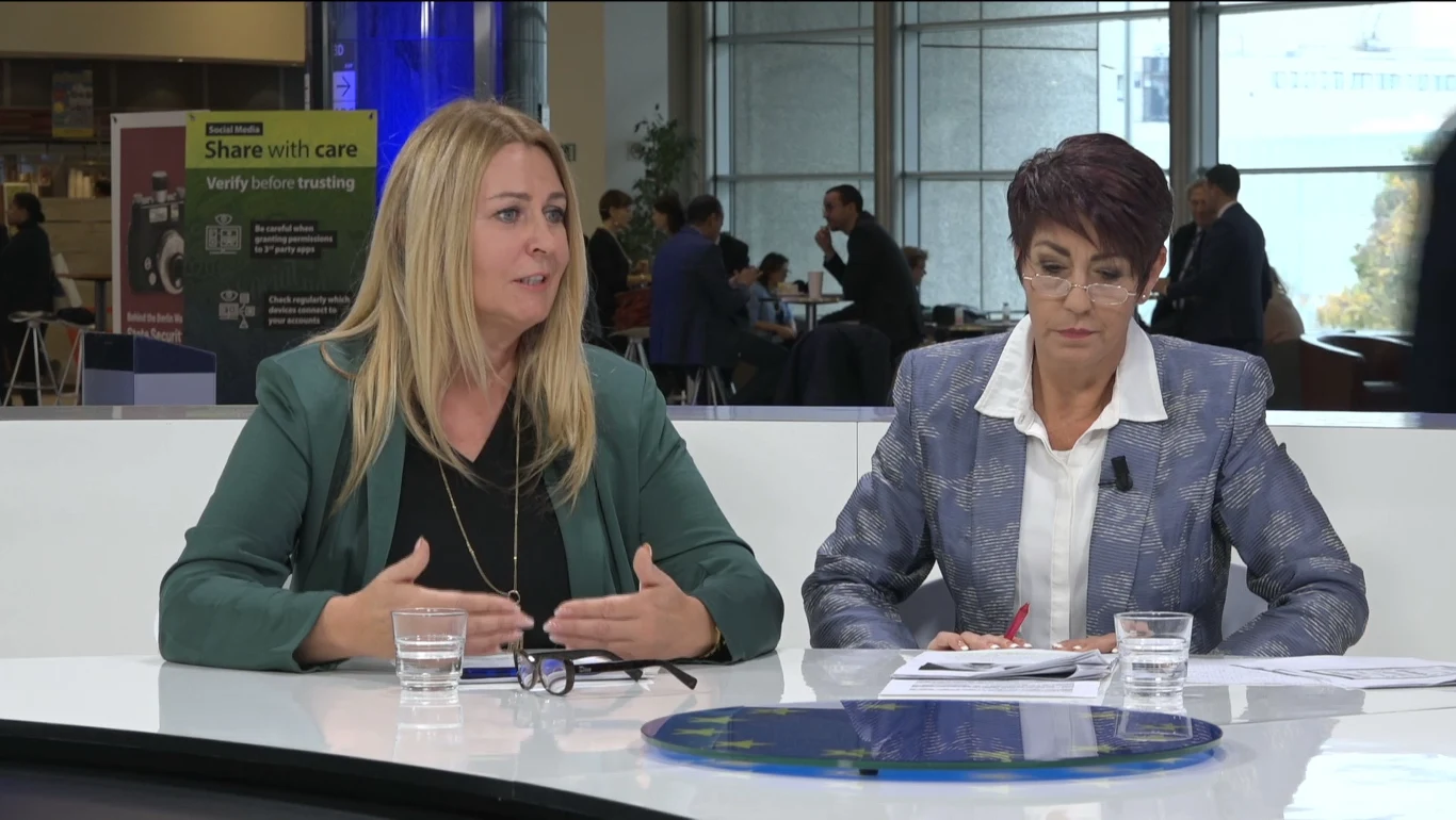 Elżbieta Łukacijewska i Christine Anderson